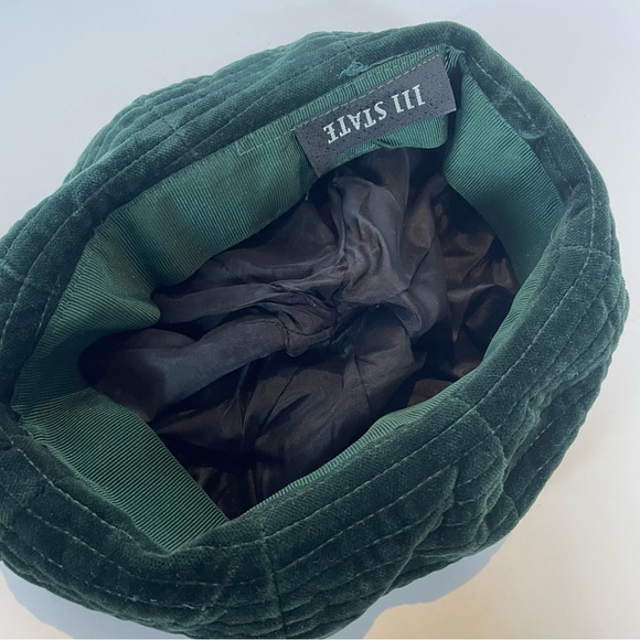 Vintage Green Velvet Beret Made in Italy - Picture 9 of 9